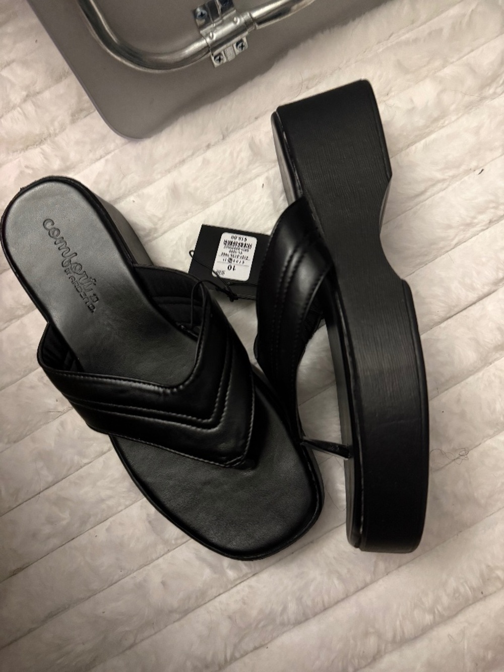 Platform sandals